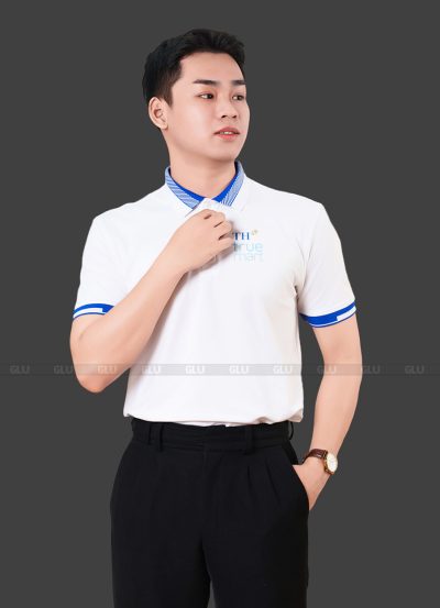 Áo phông đồng phục công ty có cổ màu trắng phối bo xanh dương