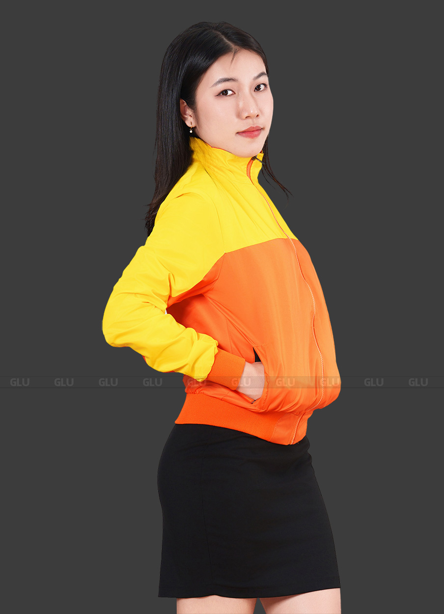 Mẫu áo khoác gió đồng phục vàng cam 6
