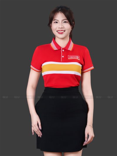 Mẫu áo đồng phục công ty màu đỏ phối ngang thân 2