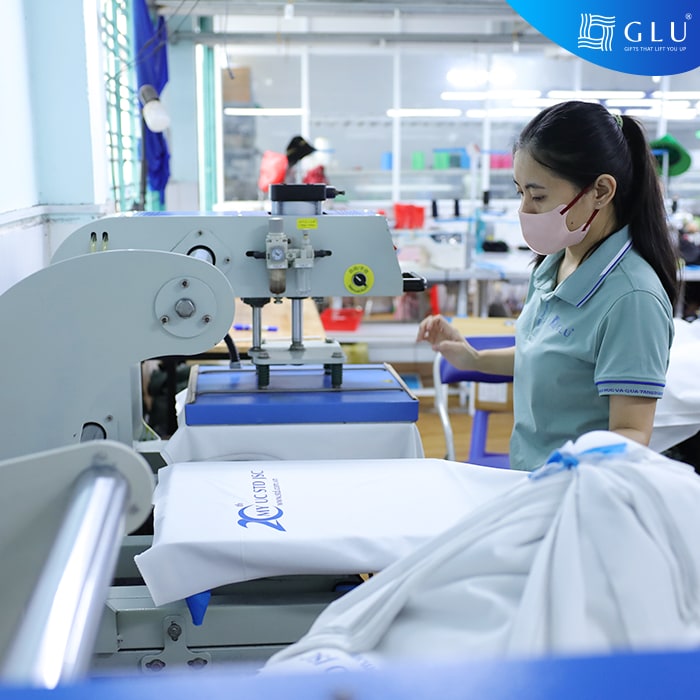 xưởng in áo thun đồng phục tphcm 33