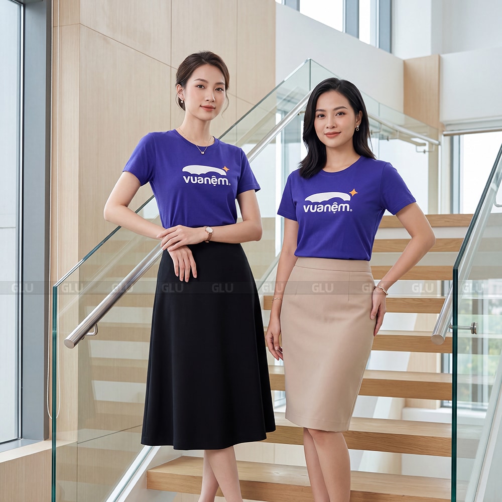 Đồng phục áo thun cổ tròn may sẵn màu tím 6