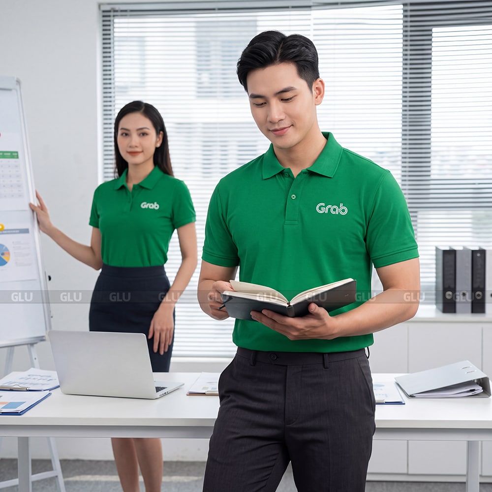 Áo thun đồng phục polo may sẵn màu xanh lá thoáng mát 1