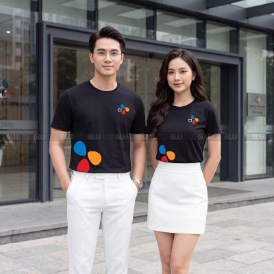 Đồng phục áo thun cổ tròn may sẵn dáng suông màu đen 2