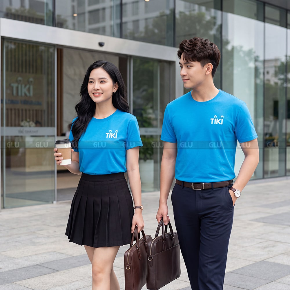 Đồng phục cổ tròn may sẵn màu xanh dương may tại xưởng 5
