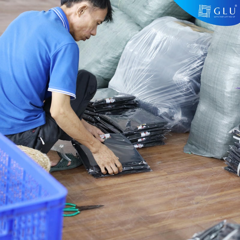 may đồng phục số lượng lớn
